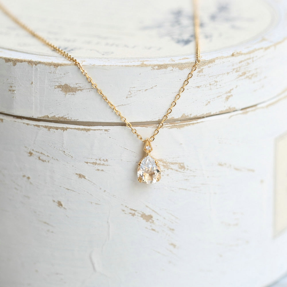 Margot Natural White Crystal Necklace